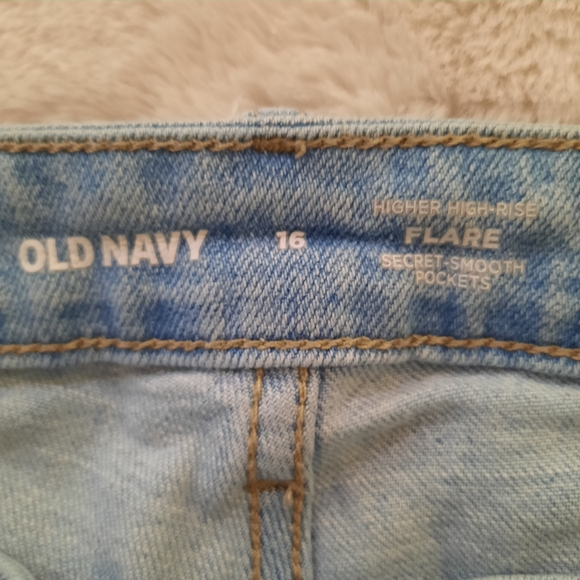 Old Navy Denim Jeans Higher High Rise Flare Womens Sz 16 Light Wash - Picture 3 of 10